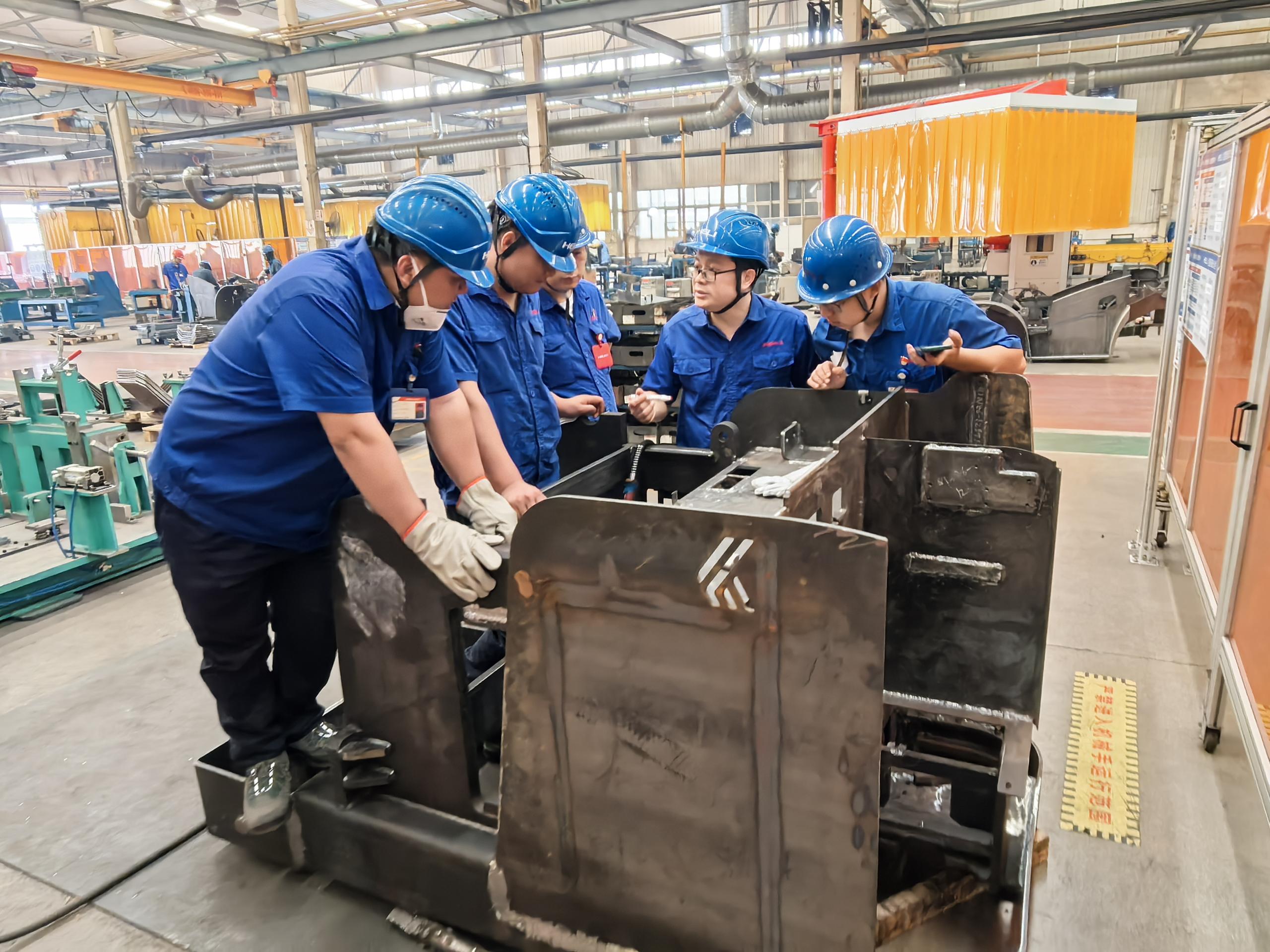 圖1 站架式人下行三向車車架焊接、裝配指導(dǎo) 左1圖   首圖.jpg